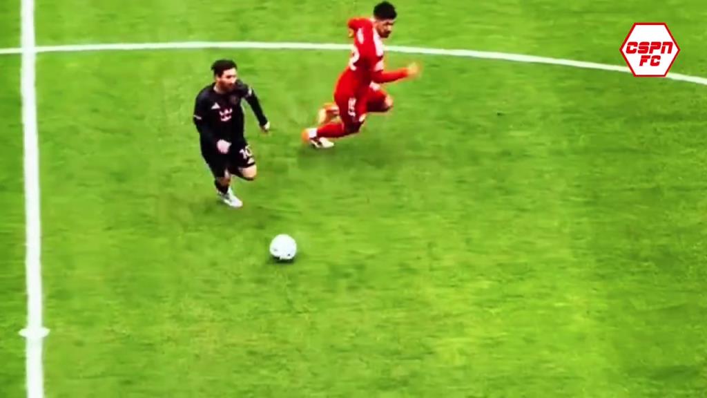 球王的影響力！實(shí)拍：全場(chǎng)6.2萬(wàn)觀眾高呼梅西是什么效果？